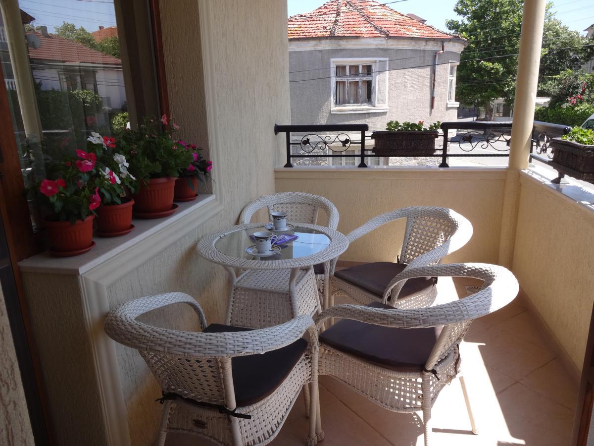 Apartments Dona Chernomorets Exterior foto