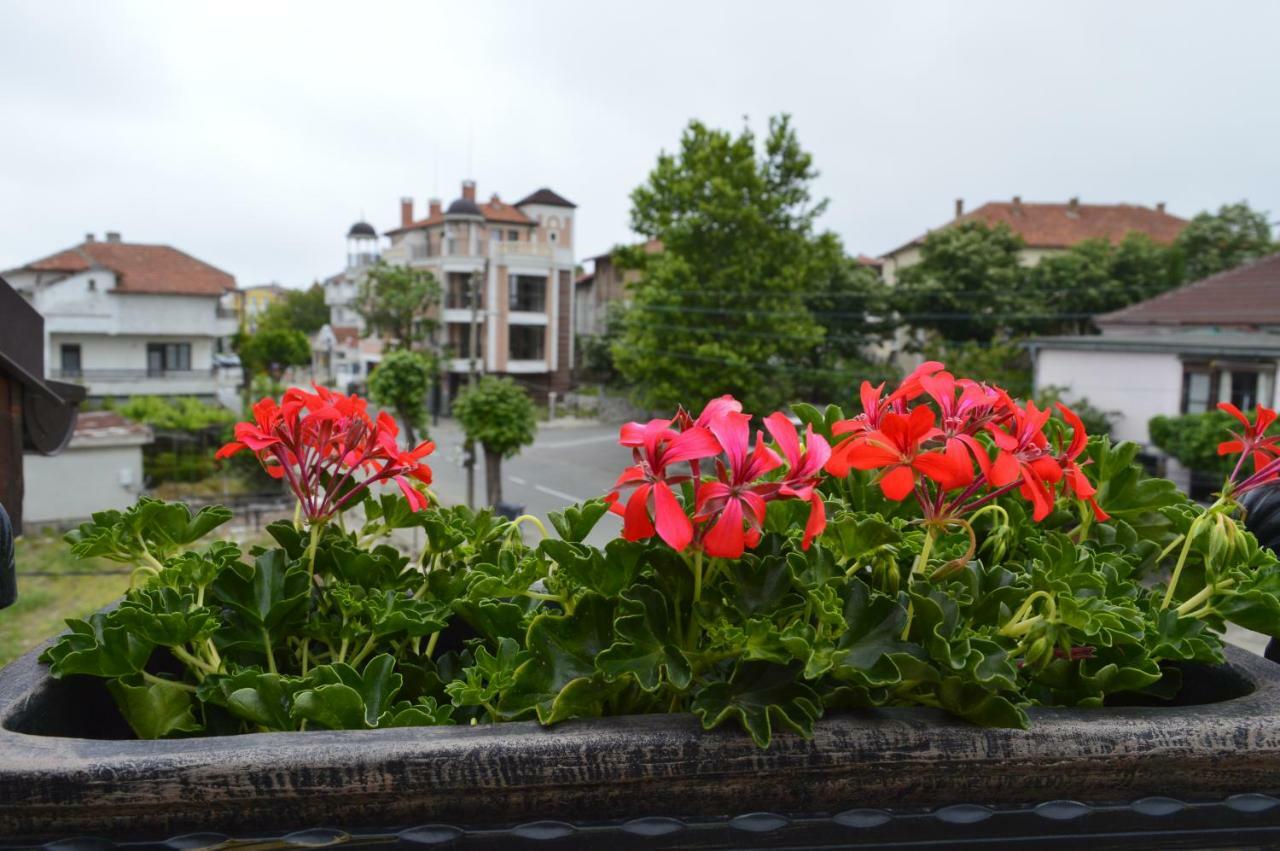 Apartments Dona Chernomorets Exterior foto